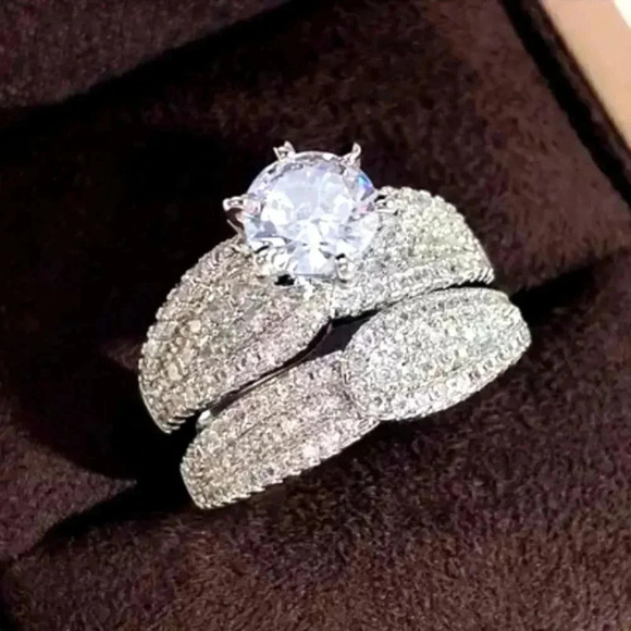 2 Pcs/set 925 Silver Plated Bridal Wedding Zircon Ring For Women Engagement NWT. - Picture 1 of 5